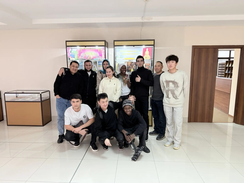 Слушатели разговорного клуба ФДПОИГ поговорили о внешности и об одежде людей