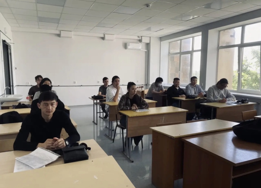 Предзащиты на факультете математики, физики и информационных технологий